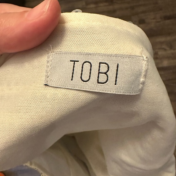 Sequined silver and gold Tobi mini skirt. - Picture 2 of 4